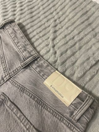 PANTALON STRADIVARIUS D98