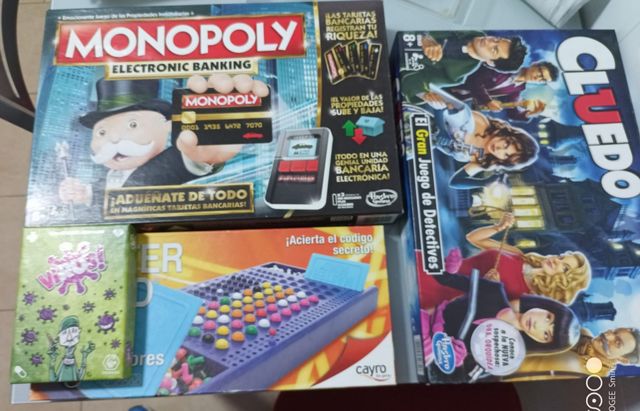 CONJUNTOS DE JUEGOS DE MESAS