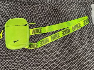 Riñonera Nike Verde neón