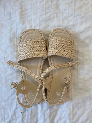 Sandalias Zara niña beige - 35