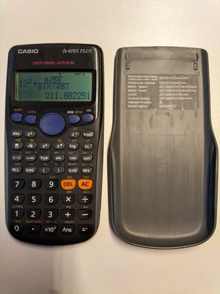 Calculadora Científica Casio fx-82ES PLUS