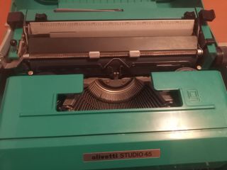 Olivetti Studio 45: Máquina de escribir