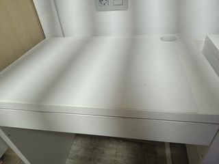 Escritorio blanco IKEA -  perfecto estado