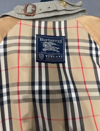 Gabardina Burberry vintage años 90 made in England