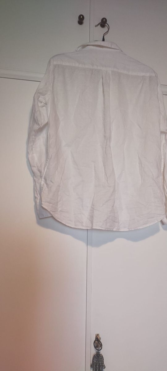 Camisa blanca Uniqlo mujer