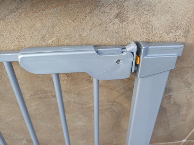 Barrera seguridad bebé - Gris