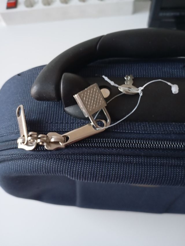 Neceser viaje - Resistente con espejo incorporado