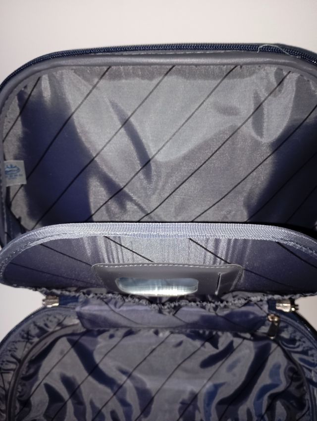 Neceser viaje - Resistente con espejo incorporado