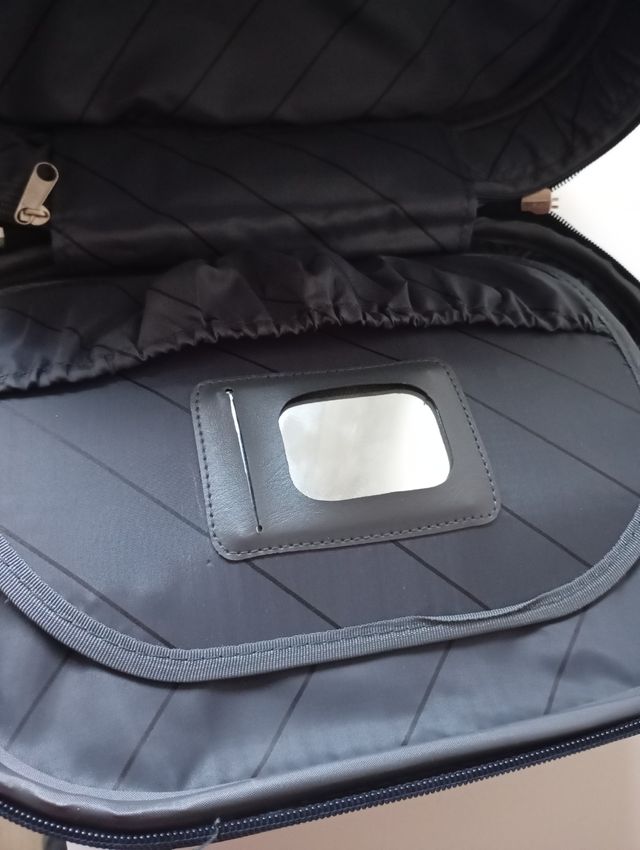 Neceser viaje - Resistente con espejo incorporado