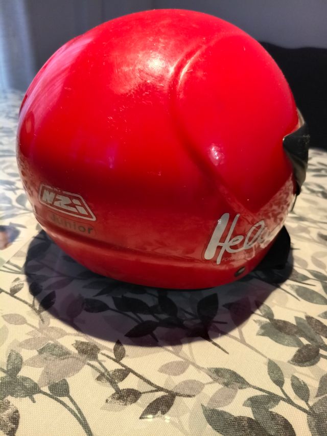 Casco jet de moto Nzi niño rojo