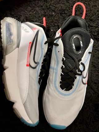 Nike Air Max 2090 - Talla 43