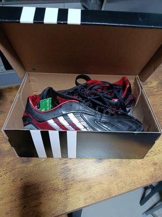 Botas fútbol Adidas originales- rojas y negras