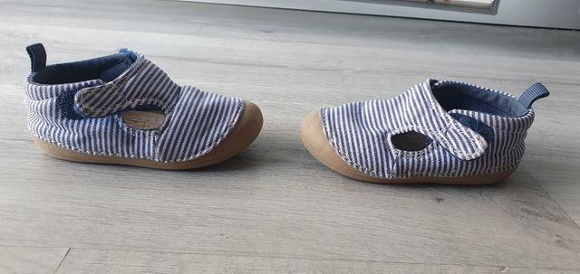 Zapatillas niño rayas azul marino