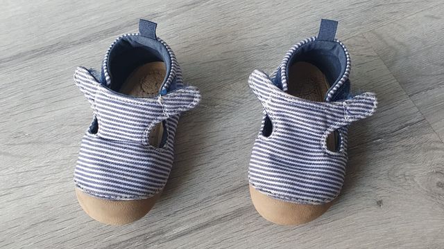 Zapatillas niño rayas azul marino