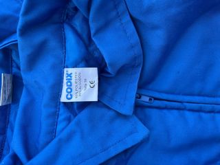Chaquetaazultrabajotallas 52.58,XL tallas pequeñas