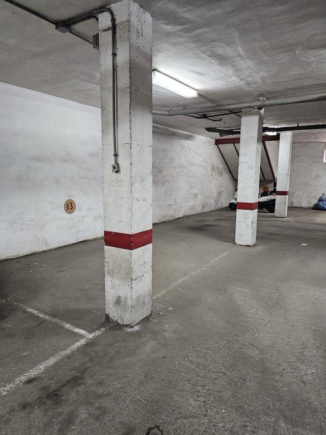 Plaza garaje moto - alquiler