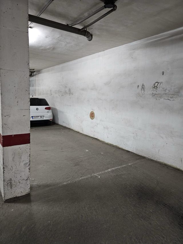 Plaza garaje moto - alquiler