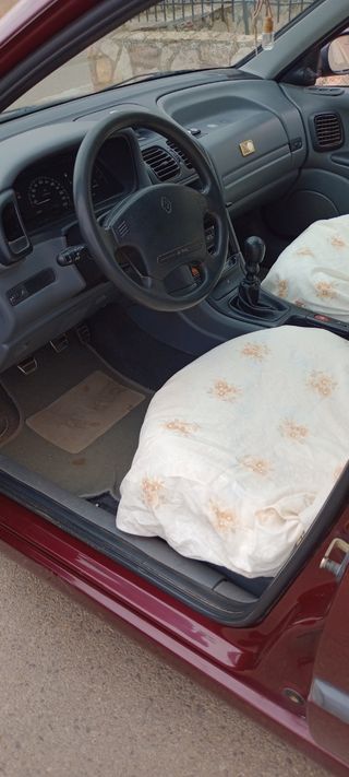Renault Laguna 1996