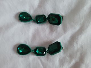 Pendientes largos verdes