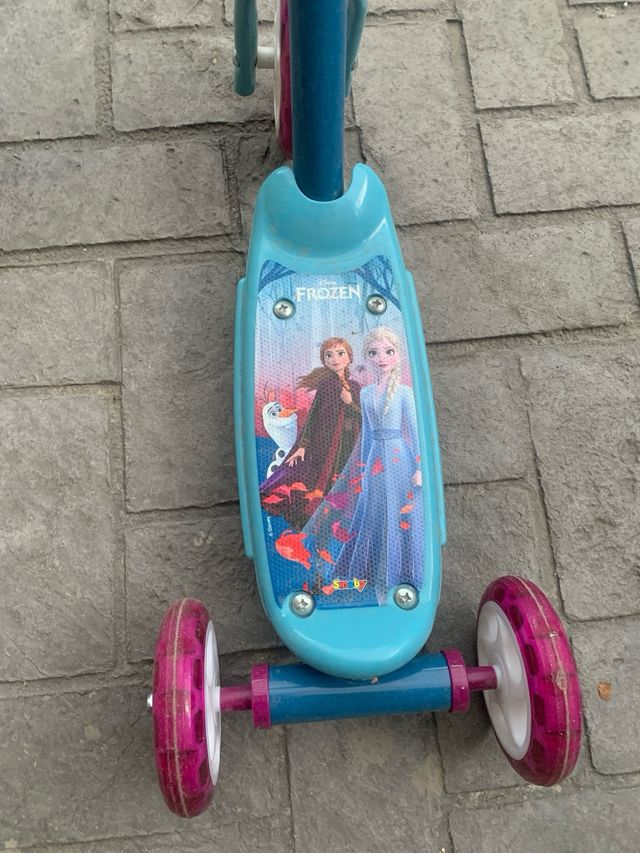 Patinete infantil Frozen