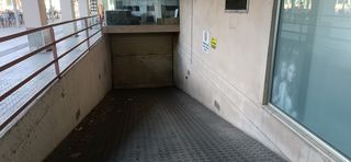 Plaza de parking, zona plaza Charly Rivel, Vilanov