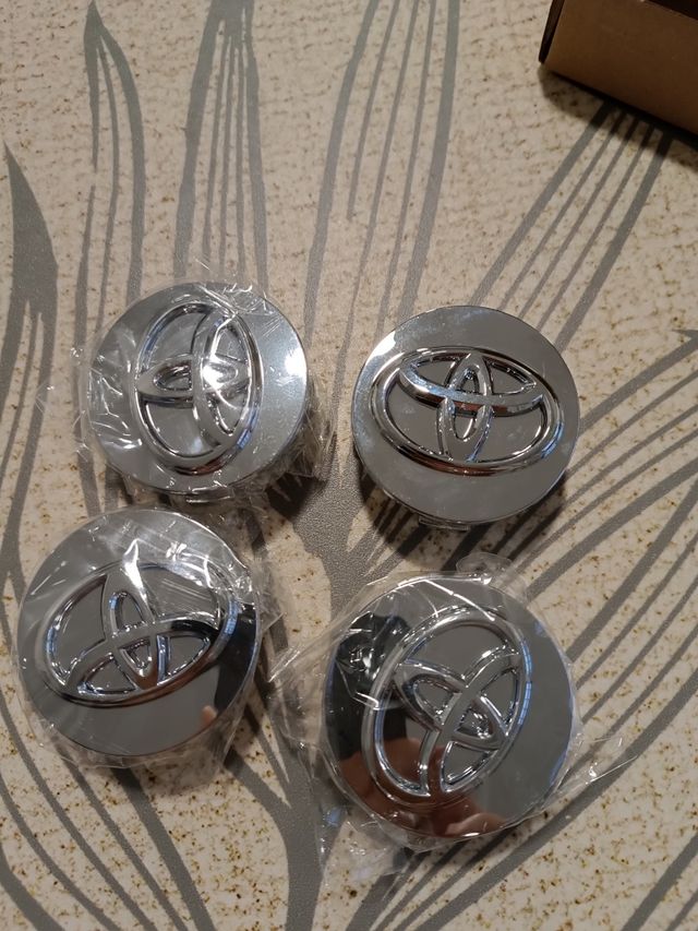 Tapas Centro Llantas Toyota