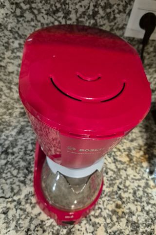 Cafetera Bosch CompactClass Extra roja