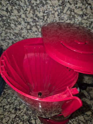 Cafetera Bosch CompactClass Extra roja