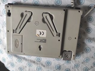 Teléfono antiguo azul y plata