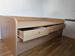 Cama nido doble de madera con tres cajones