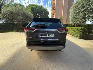 Se vende Toyota RAV4 año 2022 74000km. Como Nuevo!