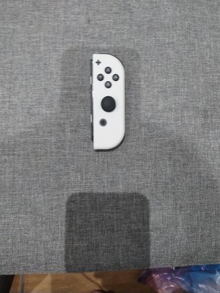 Joy-Con derecho Nintendo Switch blanco