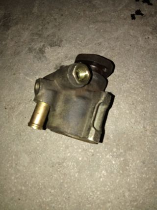Bomba dirección asistida 26016947