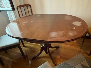Mesa redonda madera + 4 sillas