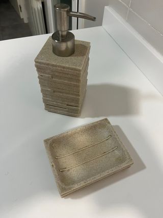 Jabonera dispensador beige piedra