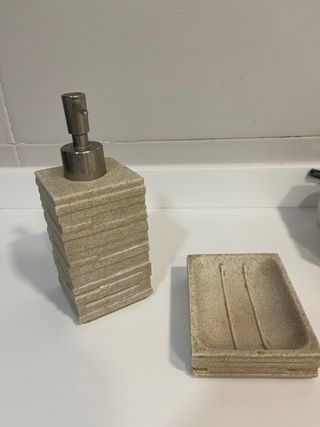 Jabonera dispensador beige piedra