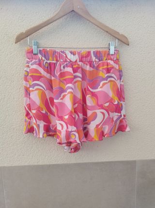 Short Zara T. M. Nuevo. 