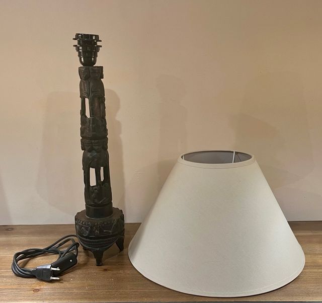 Lámpara Árbol de la Vida Makonde de Tanzania