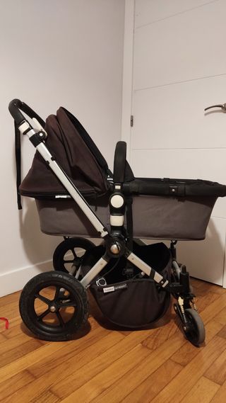 Bugaboo Cameleon: capazo y silla
Y MUCHOS ACCESORI