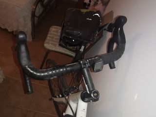 Bicicleta Carretera Cube Swiss