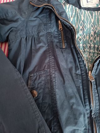 Cazadora Bershka azul - Talla L. Equivale talla S