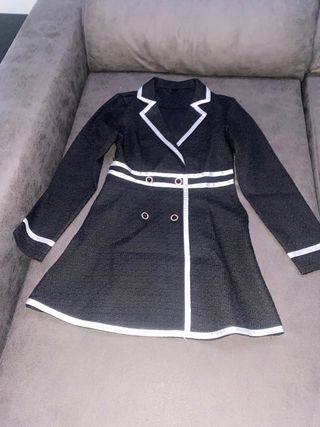 Vestido negro y blanco