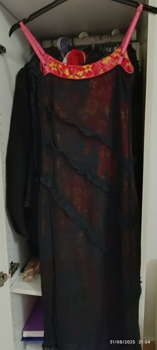 Vestido negro verano - Rojo floreado