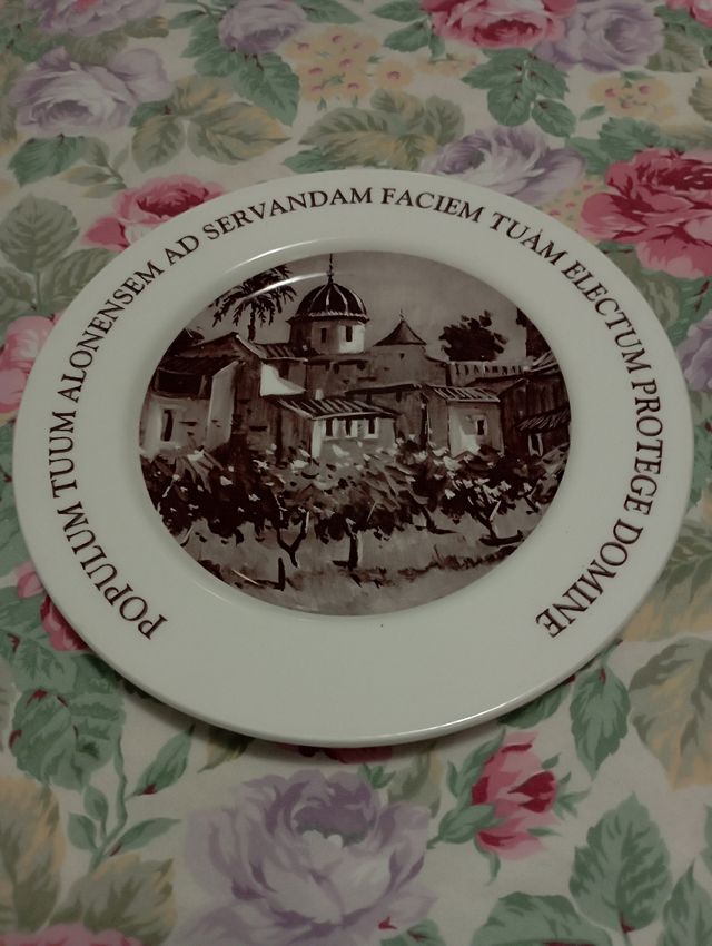 Piatto decorativo vintage