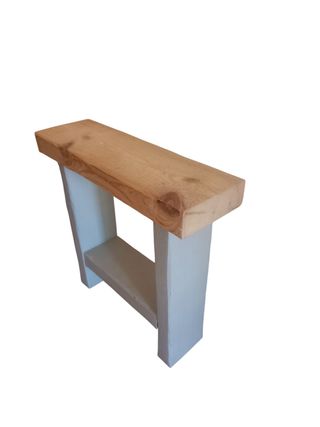Mesita auxiliar madera reciclada