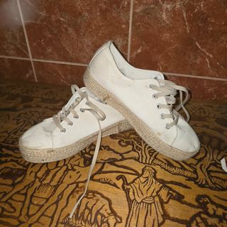 Zapatos negros tacón alto
