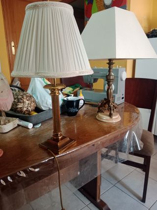 2 lámparas de mesa clásicas