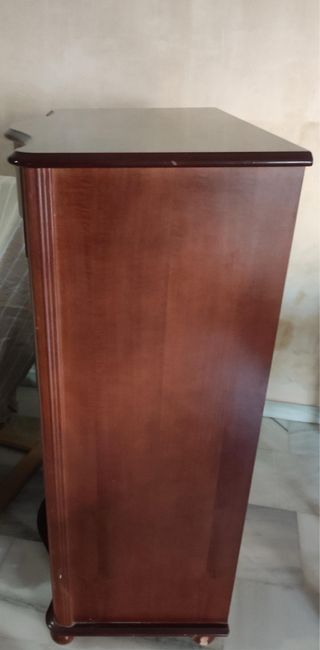 COMODA DE MADERA