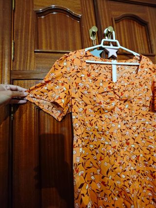 Vestido floral naranja