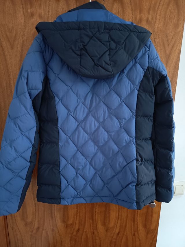 Chaqueta Columbia azul y negra